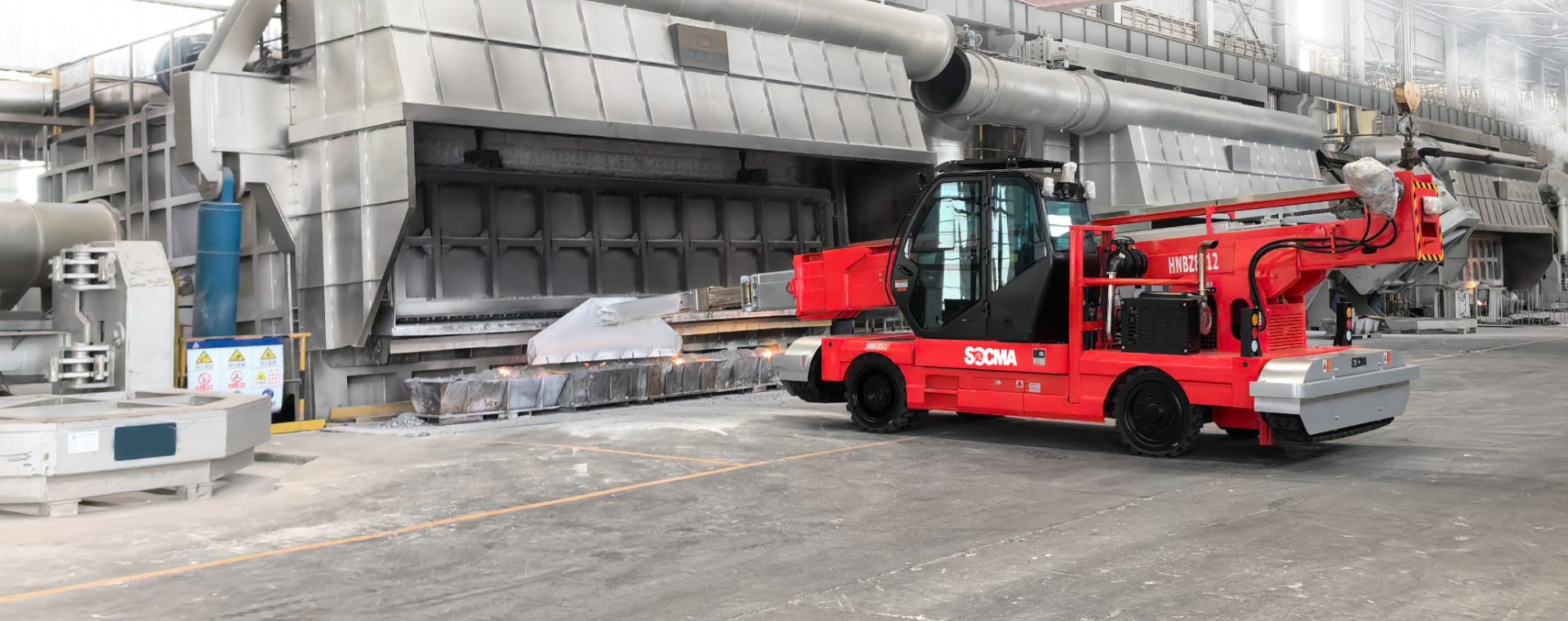 Soluções de Precisão para Fundições de Alumínio com Veículos de Manutenção de Fornos SOCMA